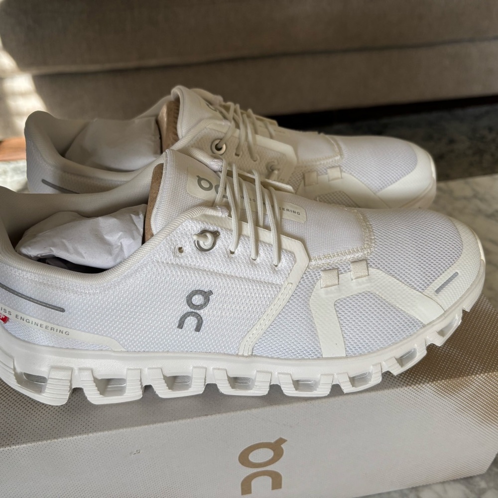 New without box On Running Women’s Cream Athletic Shoes